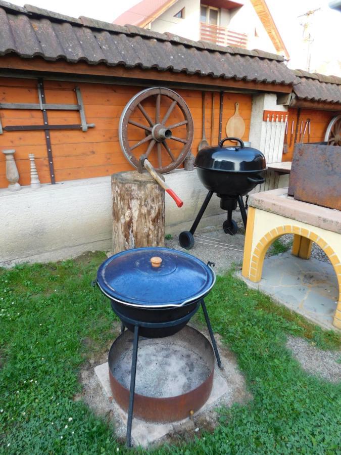 Privat Na Chalupe Partizanska Lupca 649 Villa Bagian luar foto