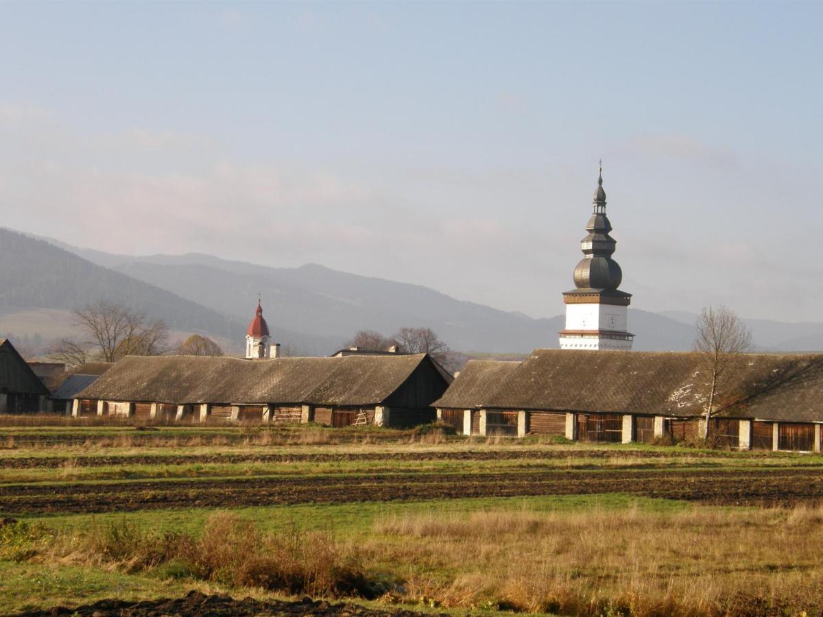 Privat Na Chalupe Partizanska Lupca 649 Villa Bagian luar foto